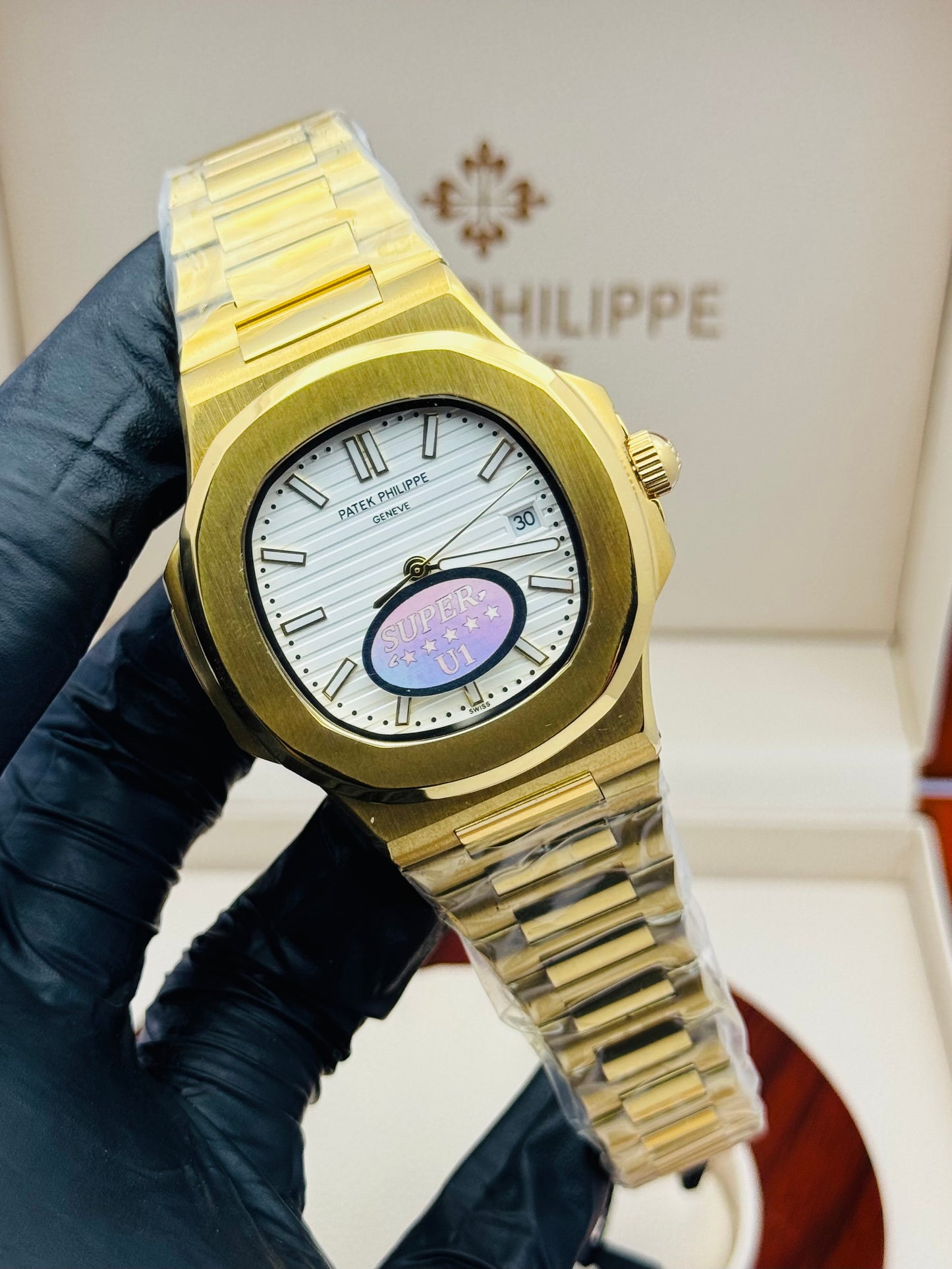 PATEK PHILLIPE NAUTILUS GOLDEN AUTOMATIC