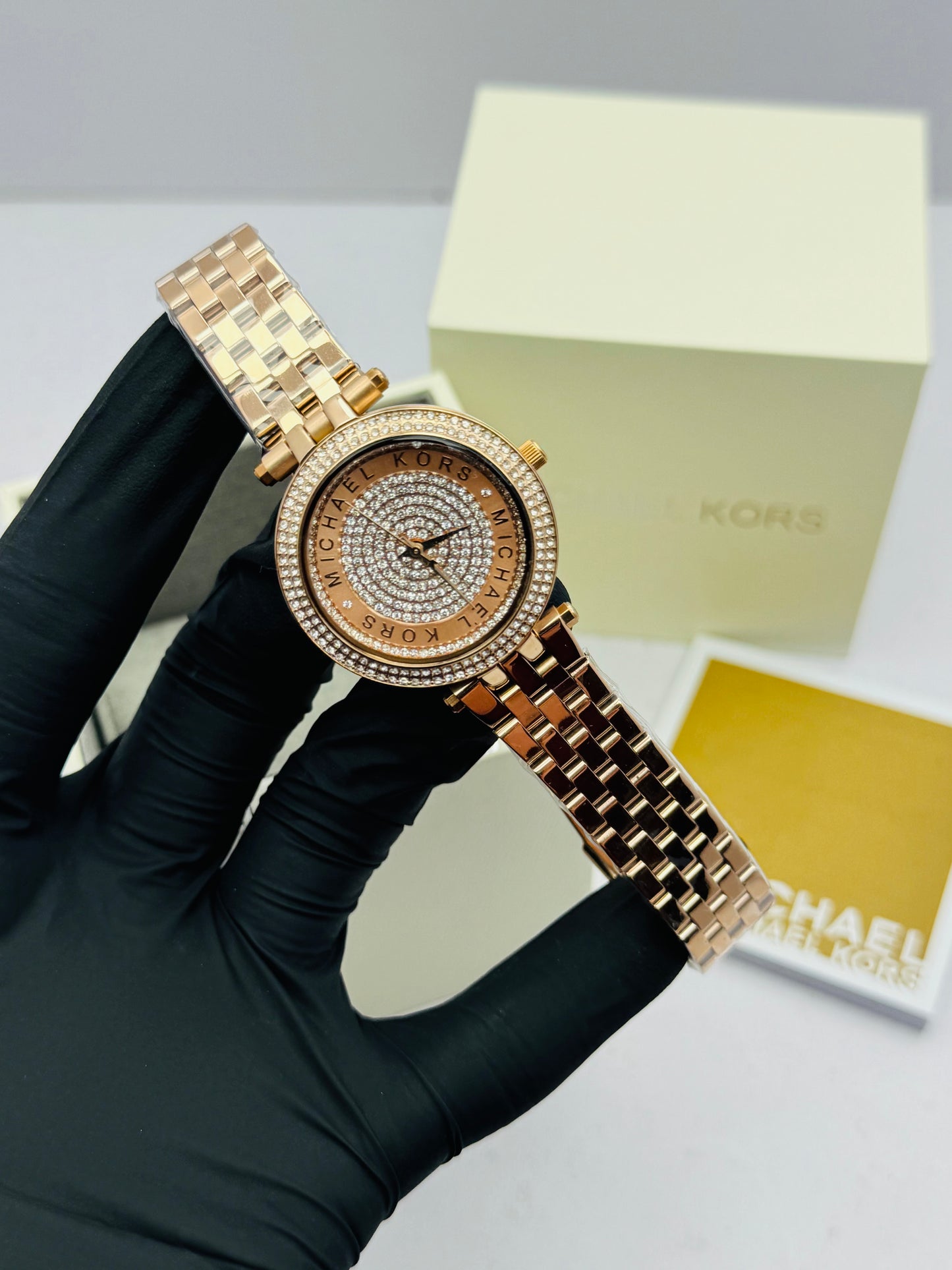 MICHEAL KORS LADIES CHAIN MODEL