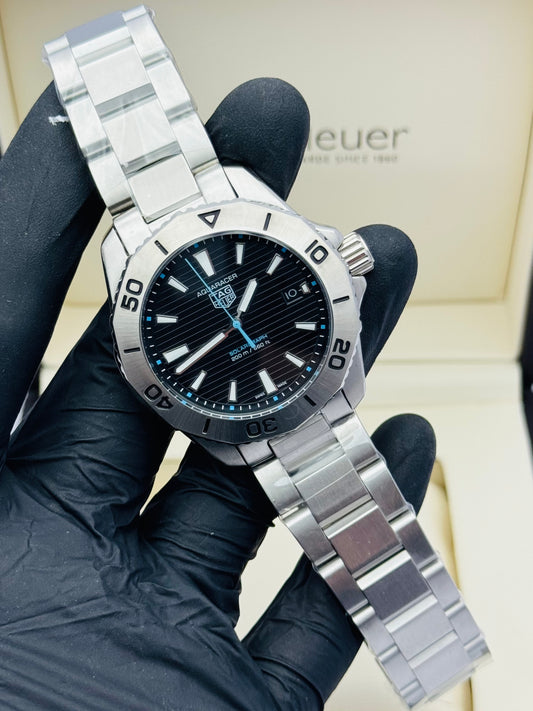 TAG HEURE AQUARACER PROFESSIONAL 200 SOLARGRAPH MODEL AUTOMATIC