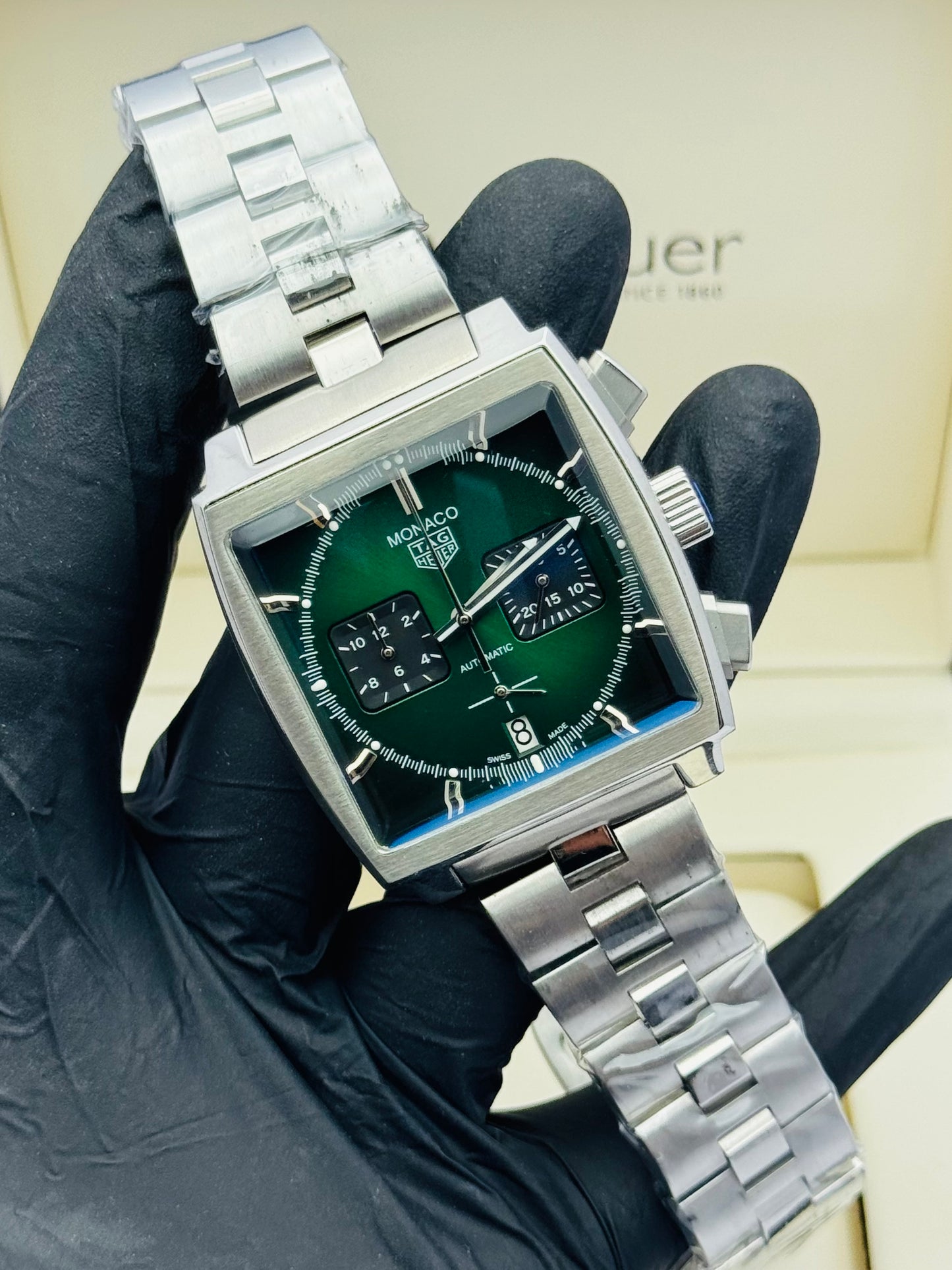 TAG HEURE MONACO CHRONOGRAPHS MODEL QUARTZ