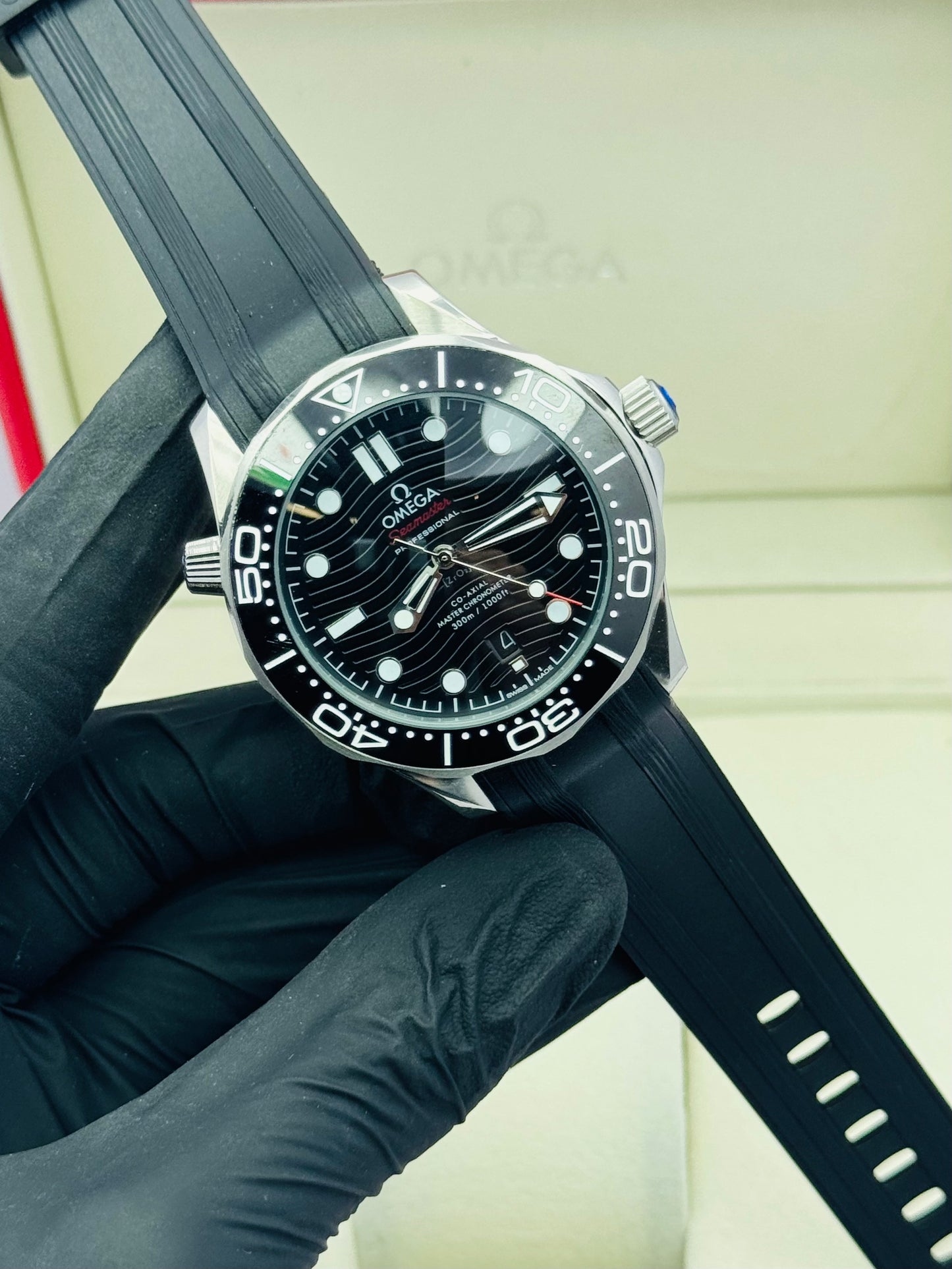 OMEGA SPEEDMASTER EDITION IN STRAPS