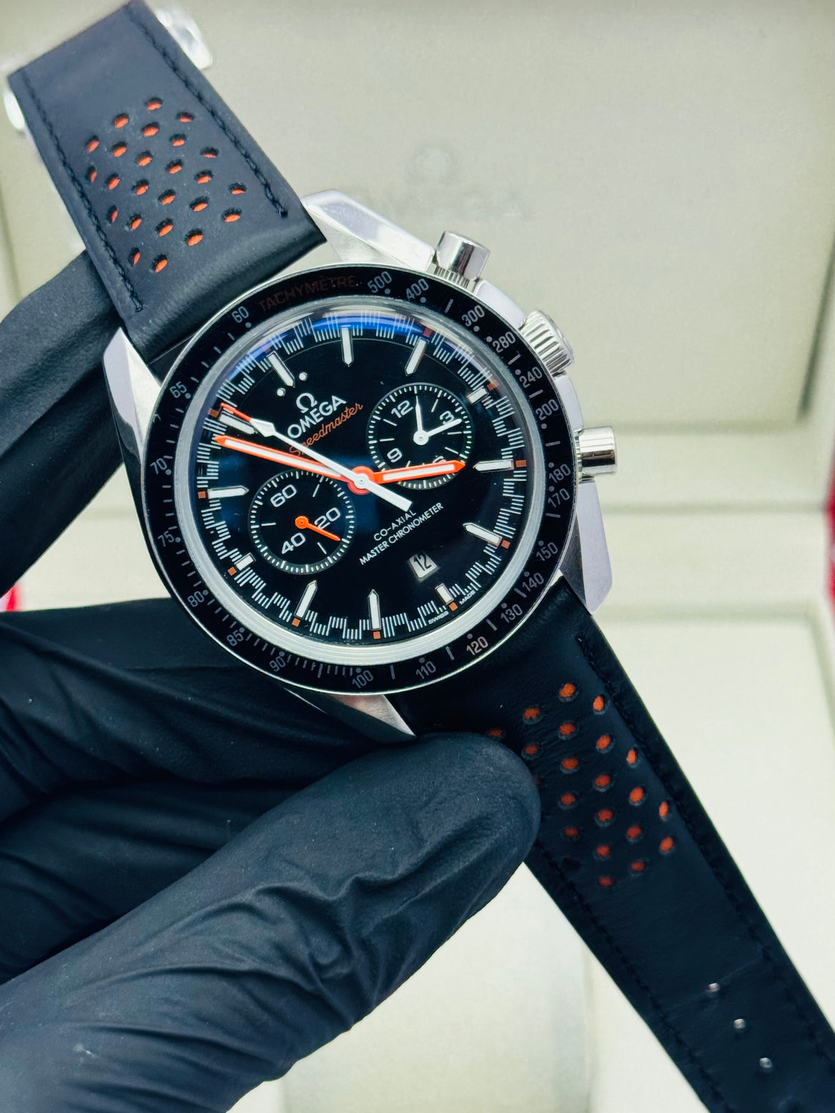 OMEGA SPEEDMASTER AUTOMATIC DOUBLE CHRONOGRAPHIC MODEL IN LEATHER STRAPS