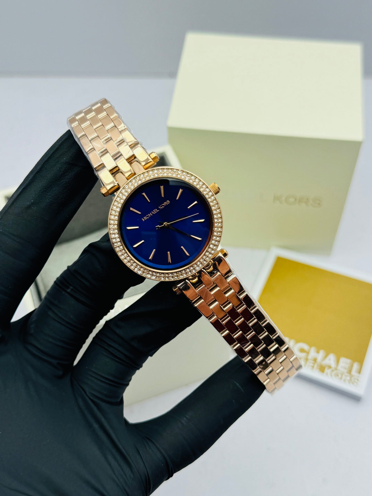 MICHEAL KORS LADIES CHAIN MODEL