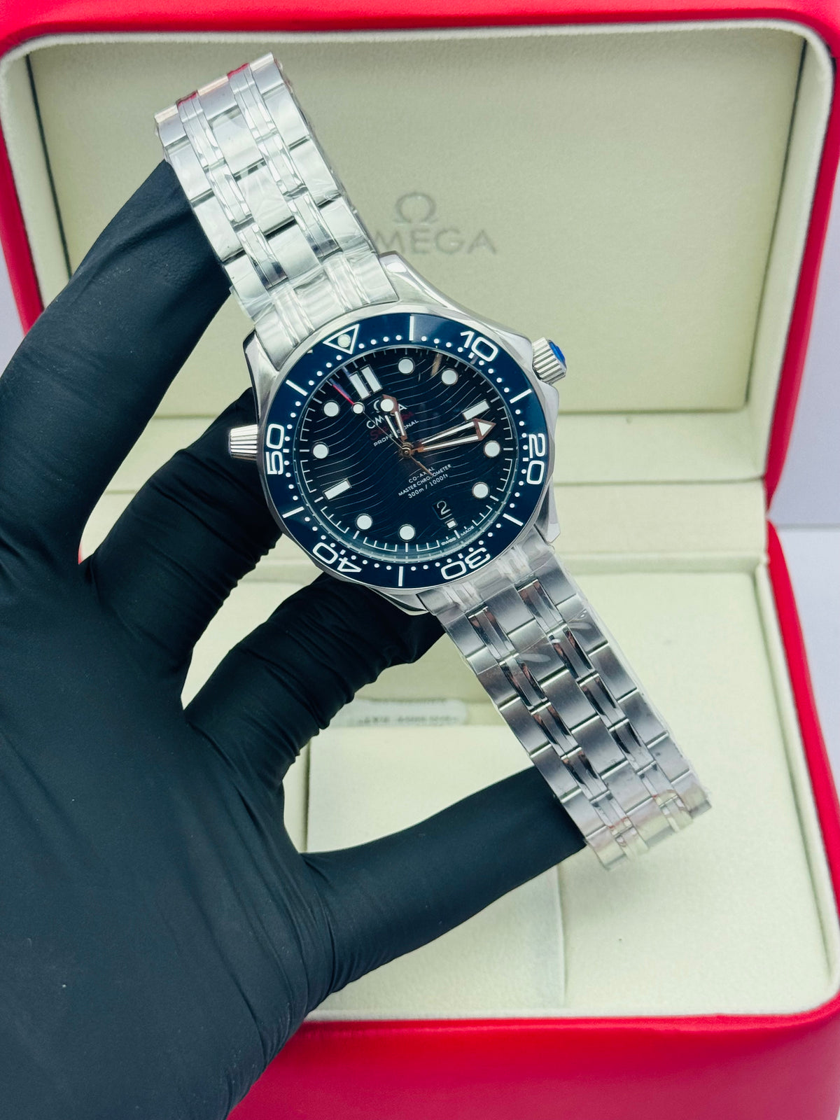 OMEGA SEAMASTER EDITION IN CHAIN