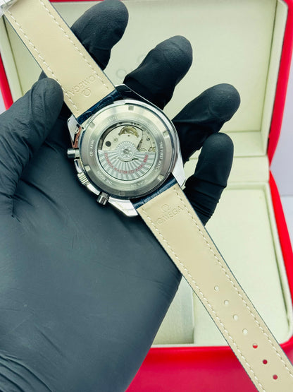 OMEGA SPEEDMASTER AUTOMATIC TRIPLE CHRONOGRAPHIC ROSE GOLD MODEL IN LEATHER STRAPS