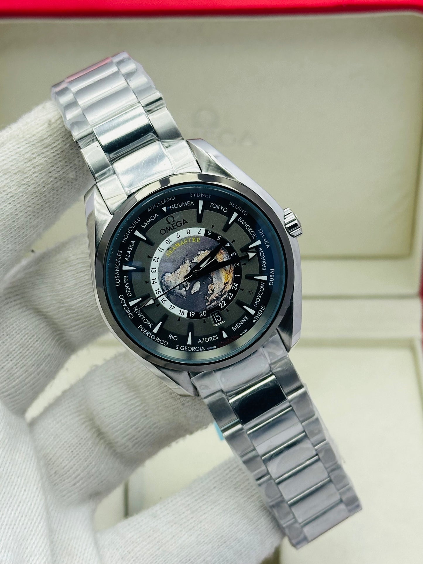 OMEGA SEAMASTER WORLDMAP EDITION IN CHAIN