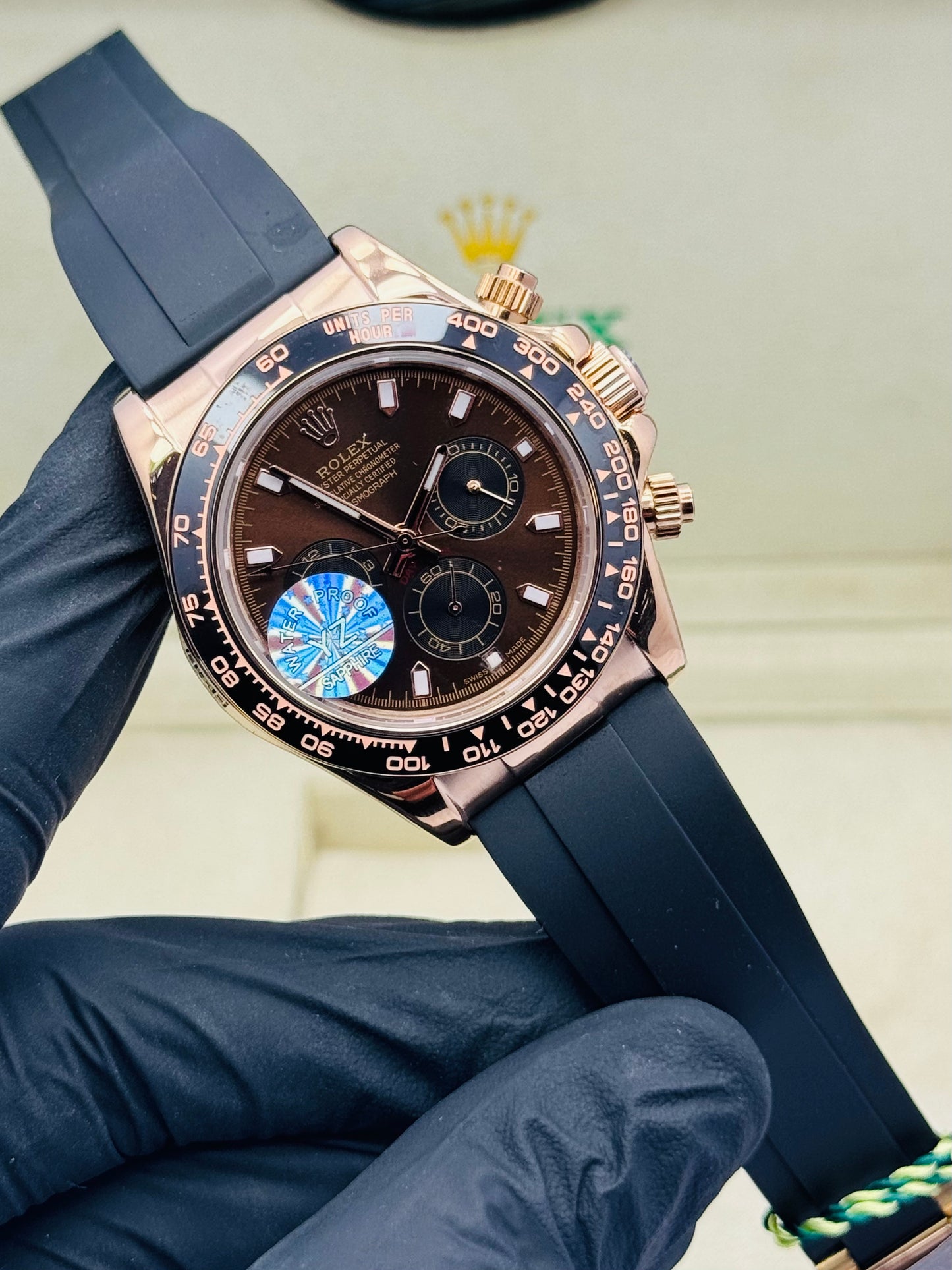 ROLEX DAYTONA RUBBER STRAPS MODEL ROSE GOLD CASE AUTOMATIC
