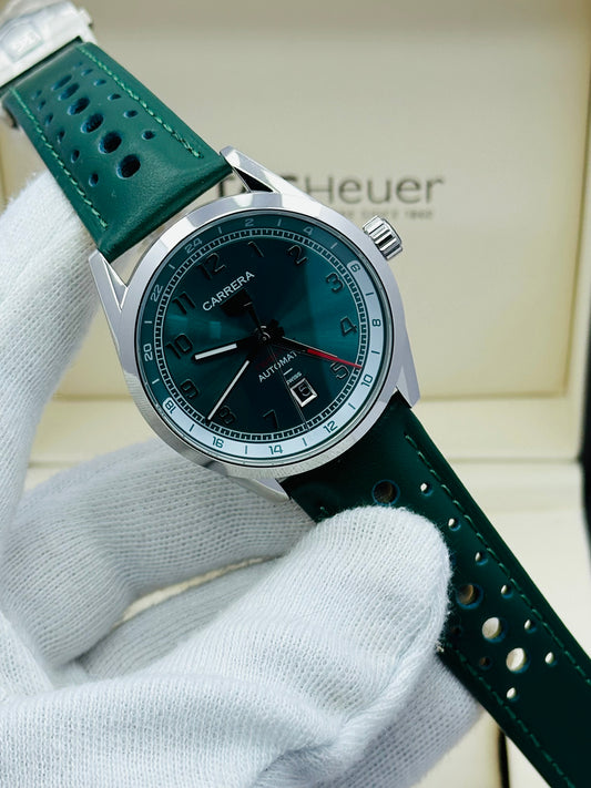 TAG HEURE CARERRA DAY-DATE STRAP MODEL AUTOMATIC