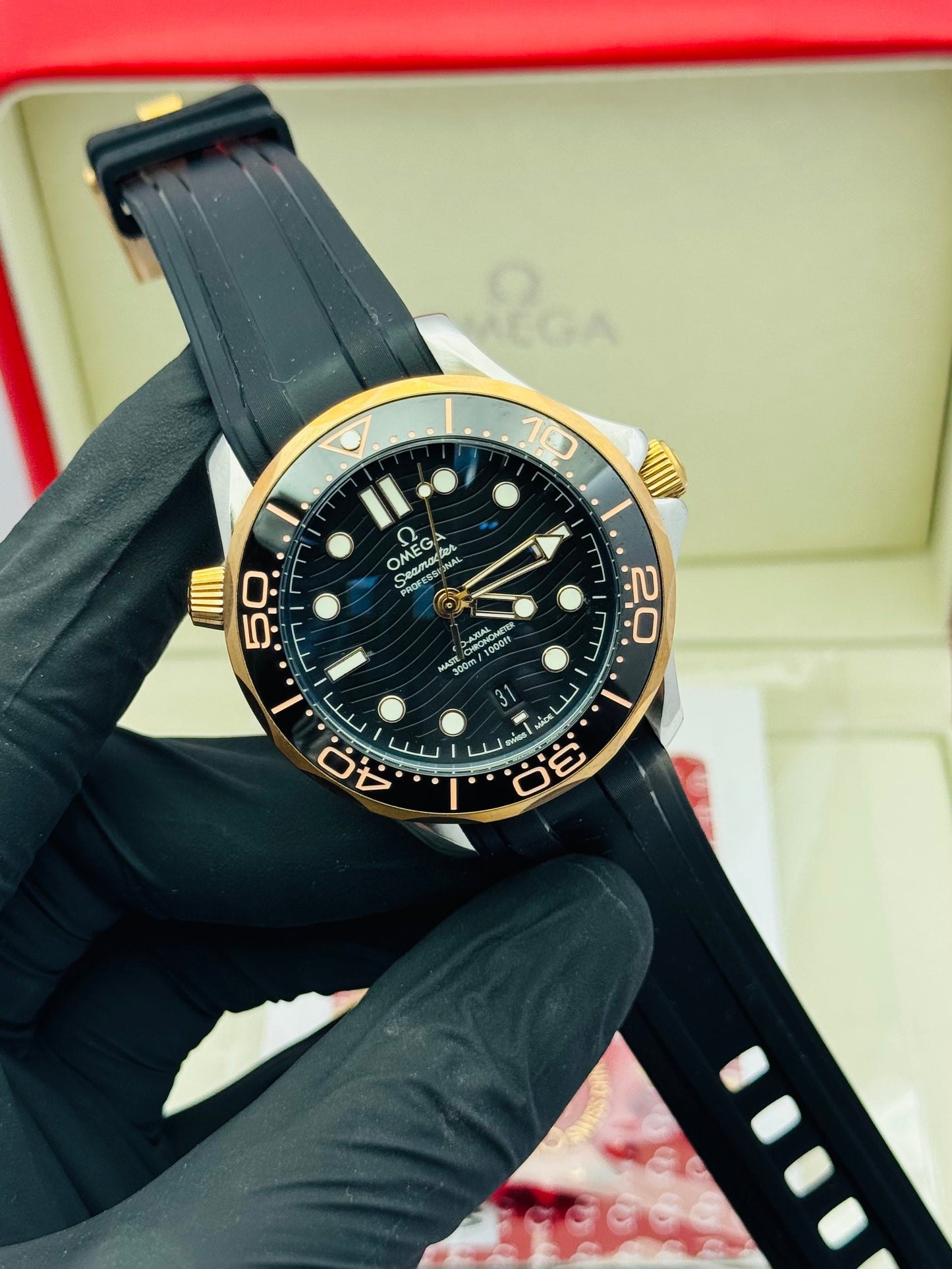 OMEGA SPEEDMASTER EDITION IN STRAPS