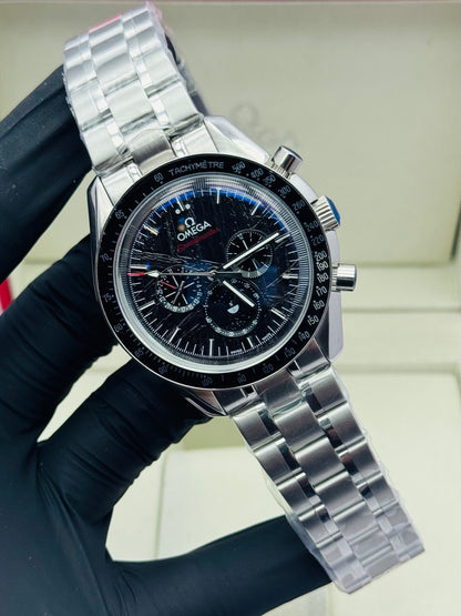 OMEGA SPEEDMASTER AUTOMATIC TRIPLE CHRONOGRAPHIC CHAIN MODEL IN SILVER