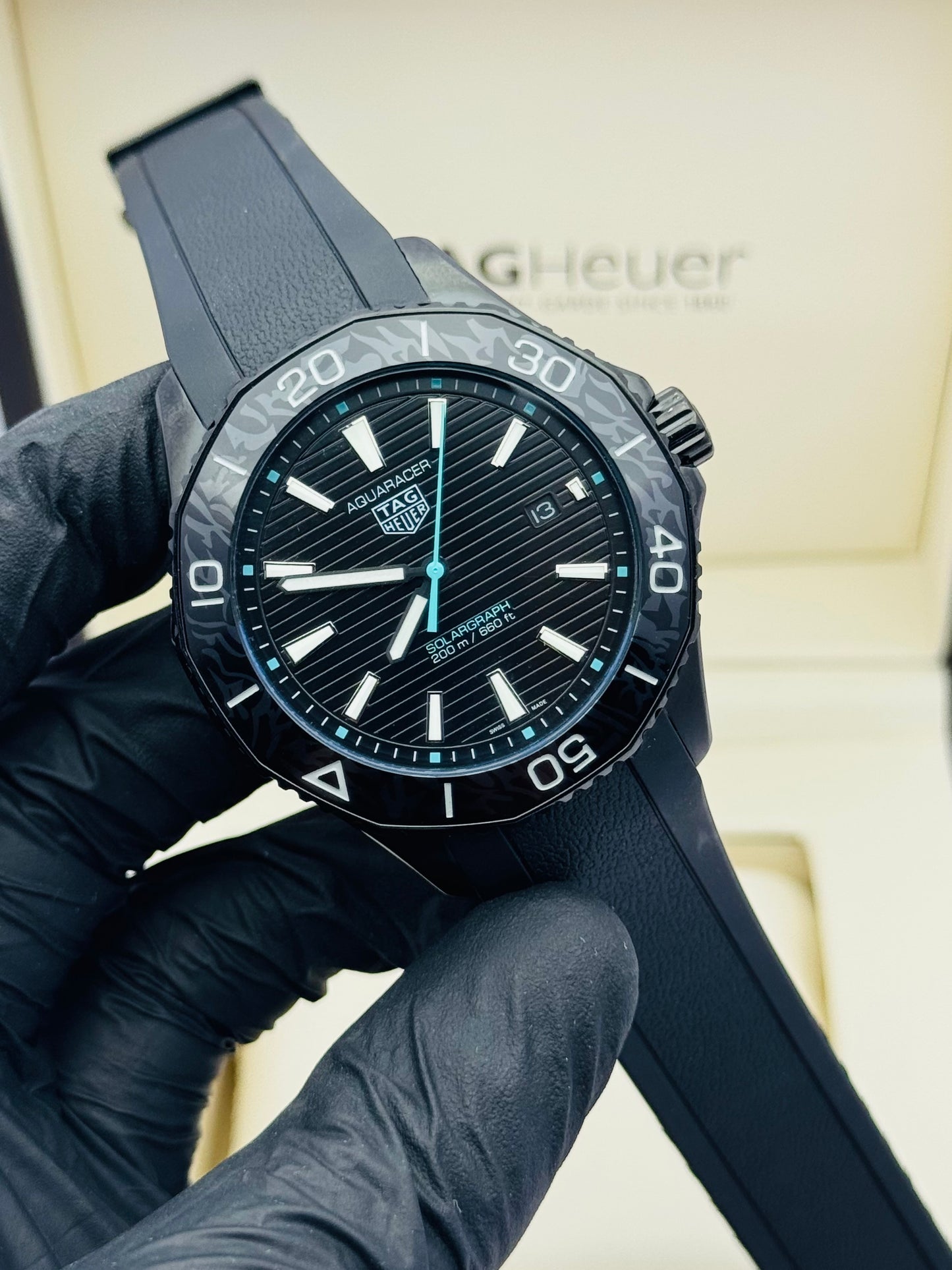 TAG HEURE CARERRA CALIBRE HEURE 02 CARBON BEZZLE STRAP MODEL AUTOMATIC