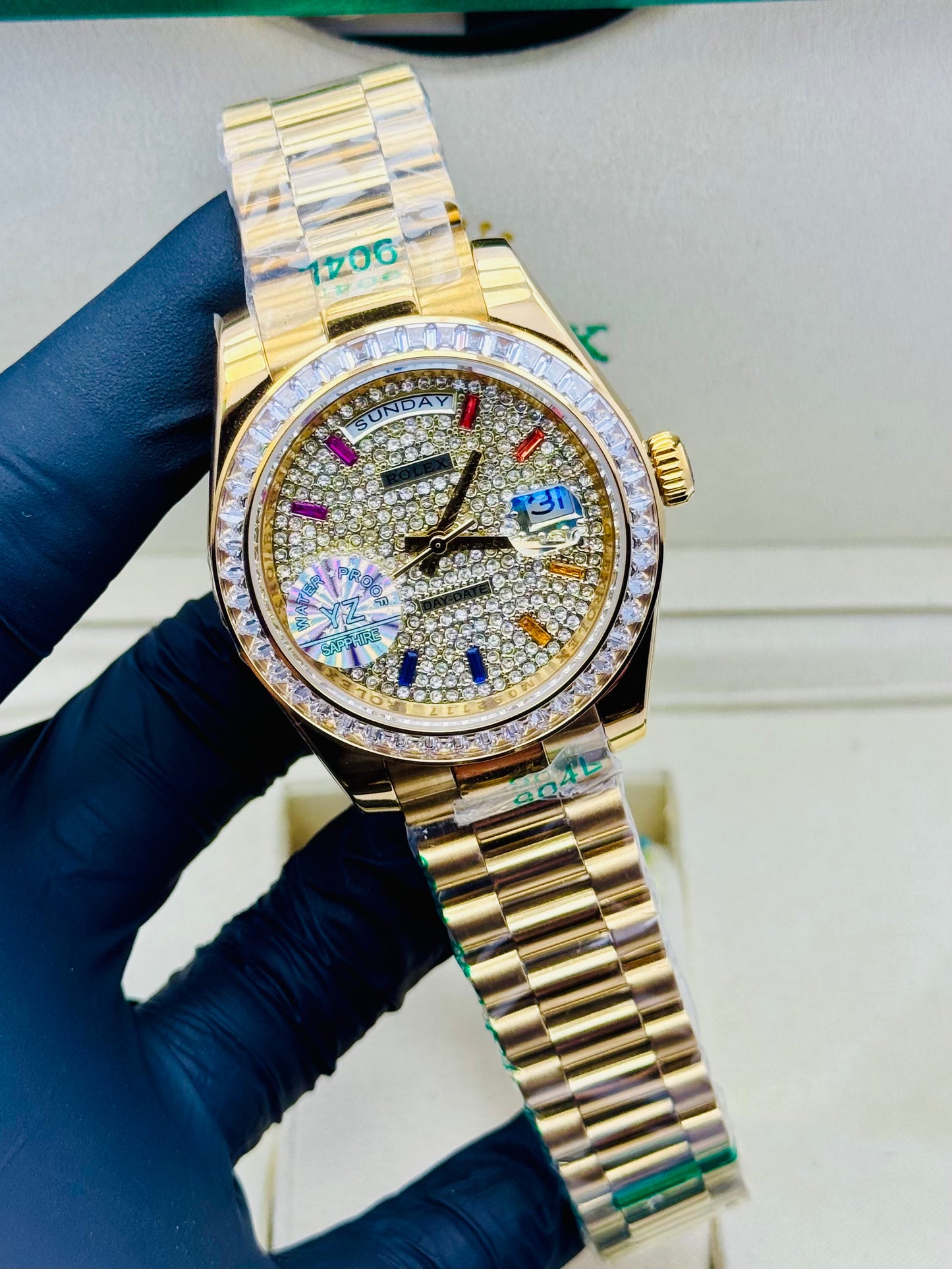 ROLEX DAY-DATE STONES EDITION IN GOLDEN CHAIN AUTOMATIC