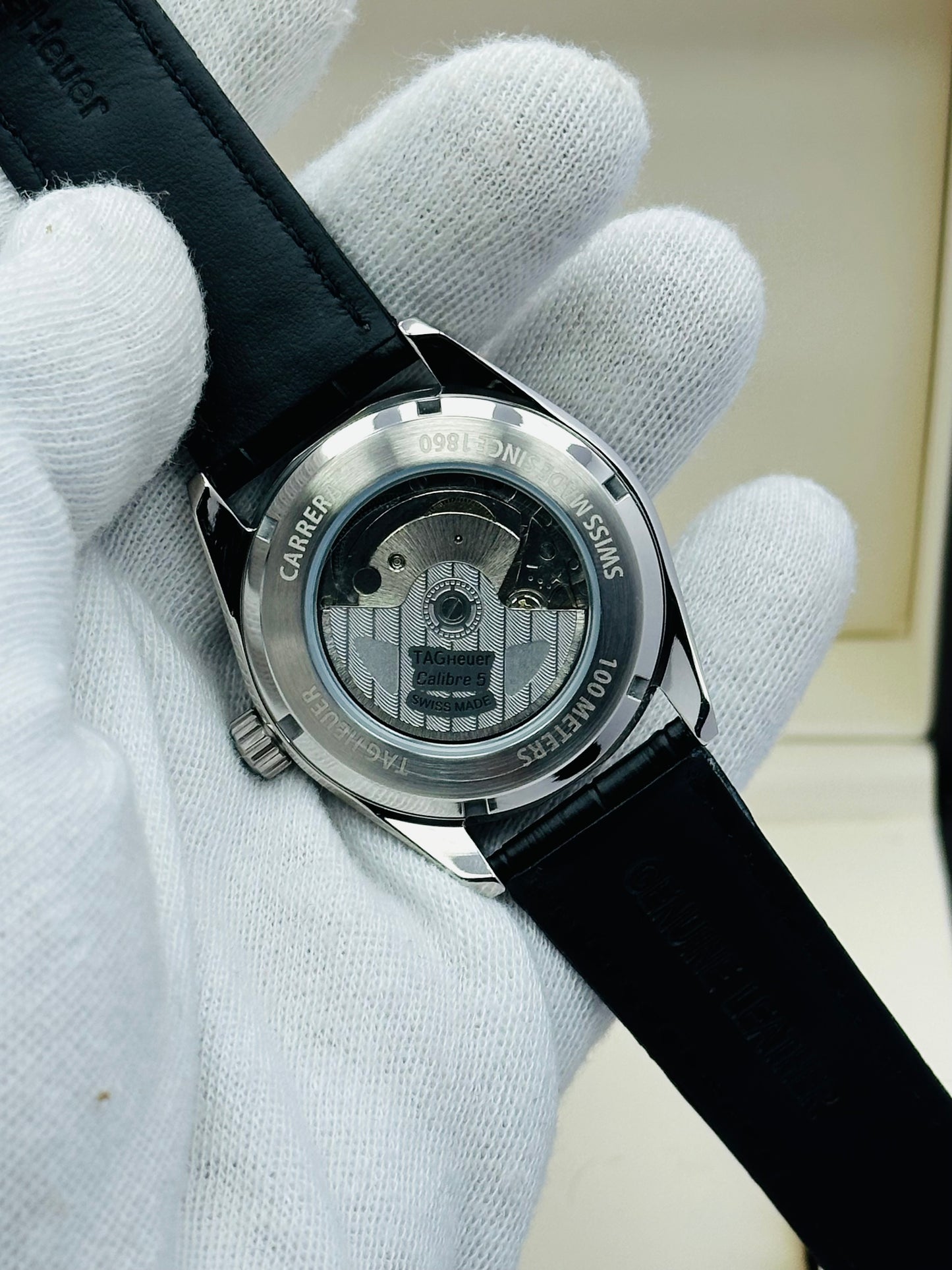 TAG HEURE CARERRA DAY-DATE STRAP MODEL AUTOMATIC