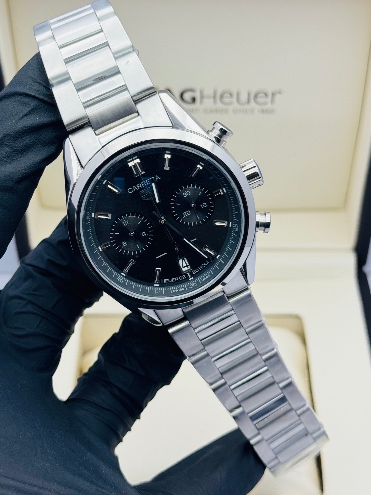 TAG HEURE CARERRA CHRONOGRAPHIC MODEL QUARTZ