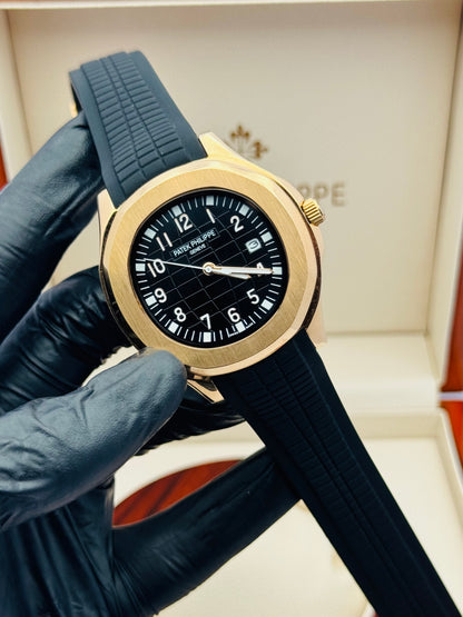 PATEK PHILLIPE AQUANAUT MODEL PLAIN DIAL AUTOMATIC