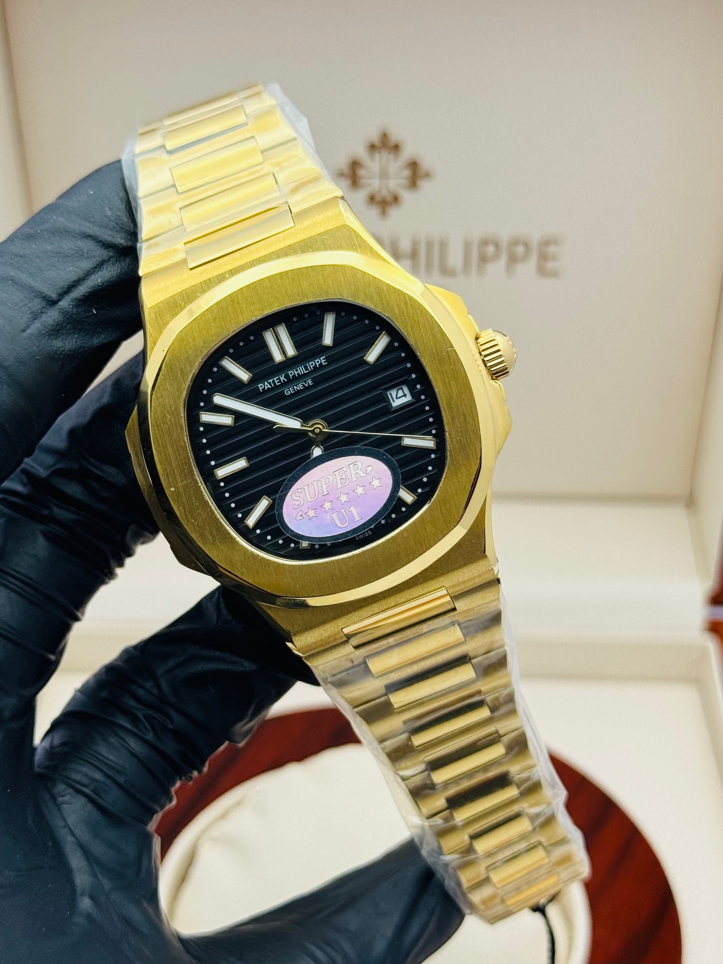 PATEK PHILLIPE NAUTILUS GOLDEN AUTOMATIC