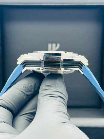 HUBLOT BIG BANG SANG BLEU II BLUE WITH SILVER COMBO QUARTZ WITH STOPWATCH FUNCTION