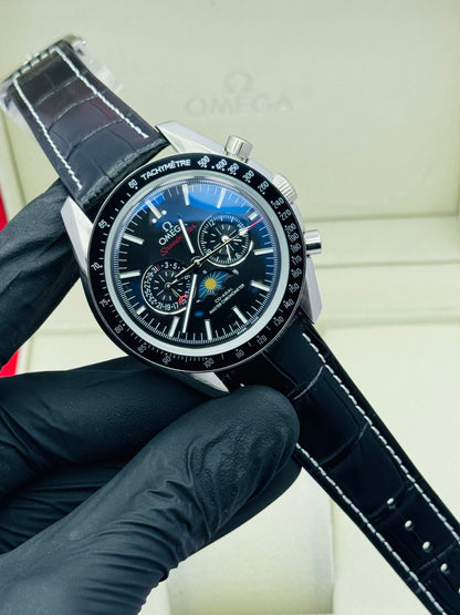 OMEGA SPEEDMASTER AUTOMATIC DOUBLE CHRONOGRAPHIC MODEL IN LEATHER STRAPS