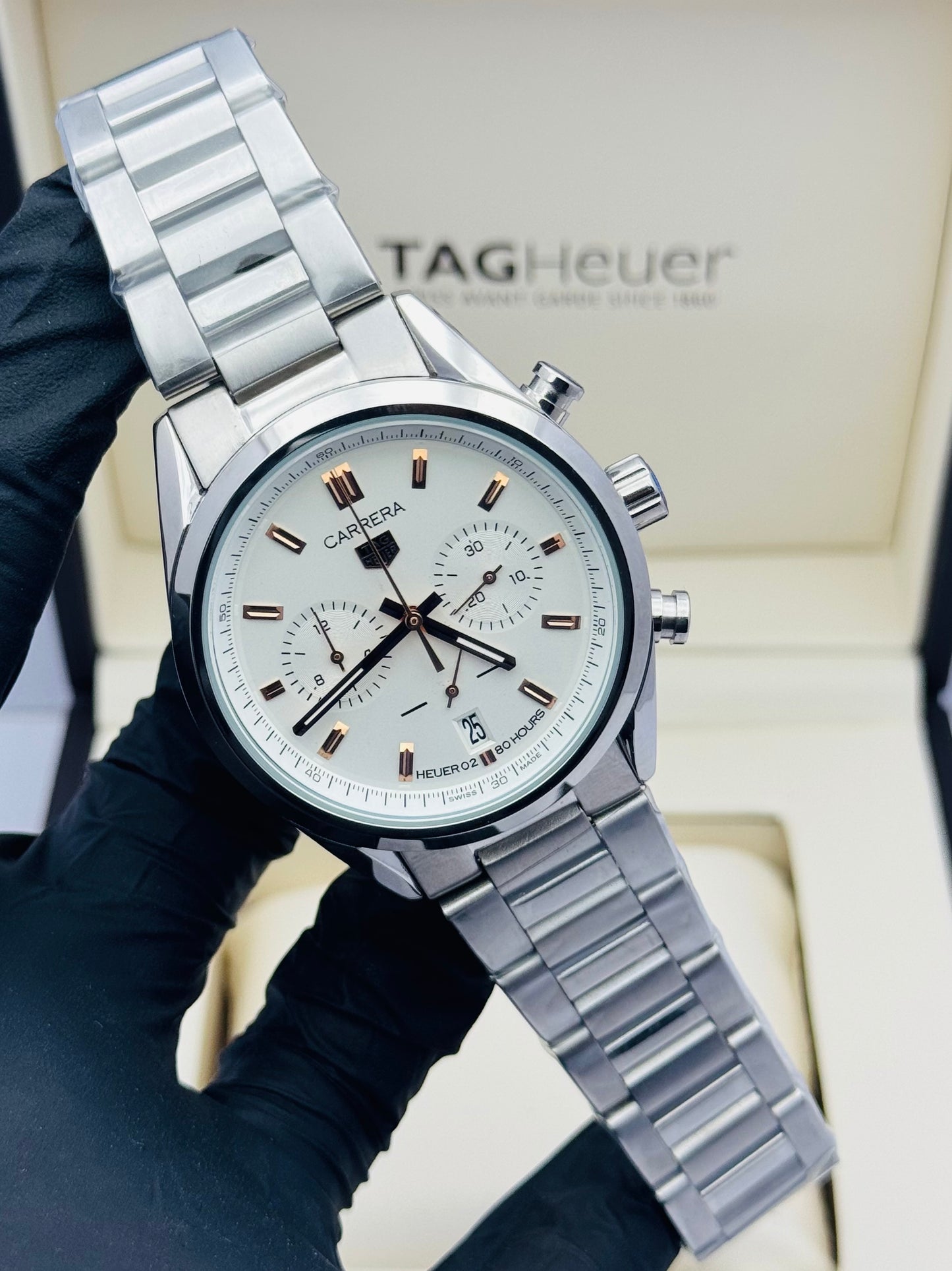 TAG HEURE CARERRA CHRONOGRAPHIC MODEL QUARTZ