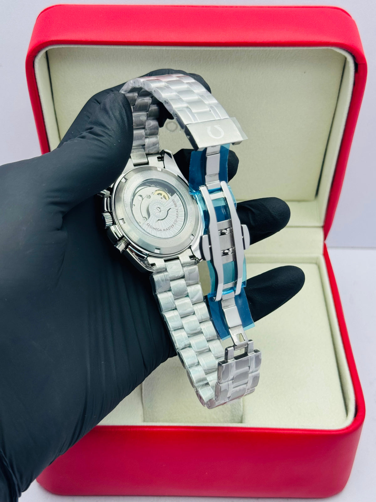 OMEGA SPEEDMASTER AUTOMATIC TRIPLE CHRONOGRAPHIC CHAIN MODEL IN SILVER
