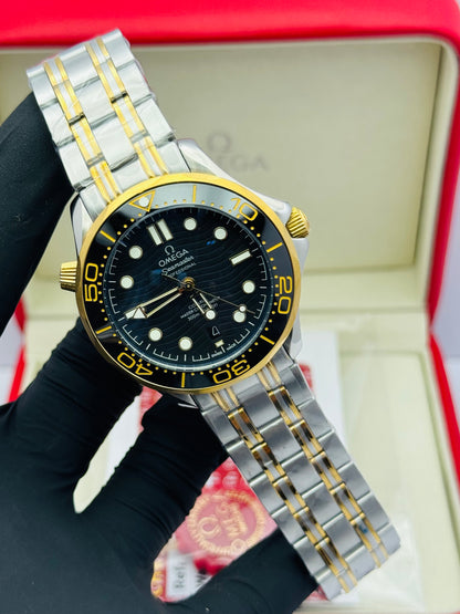 OMEGA SPEEDMASTER EDITION IN CHAIN